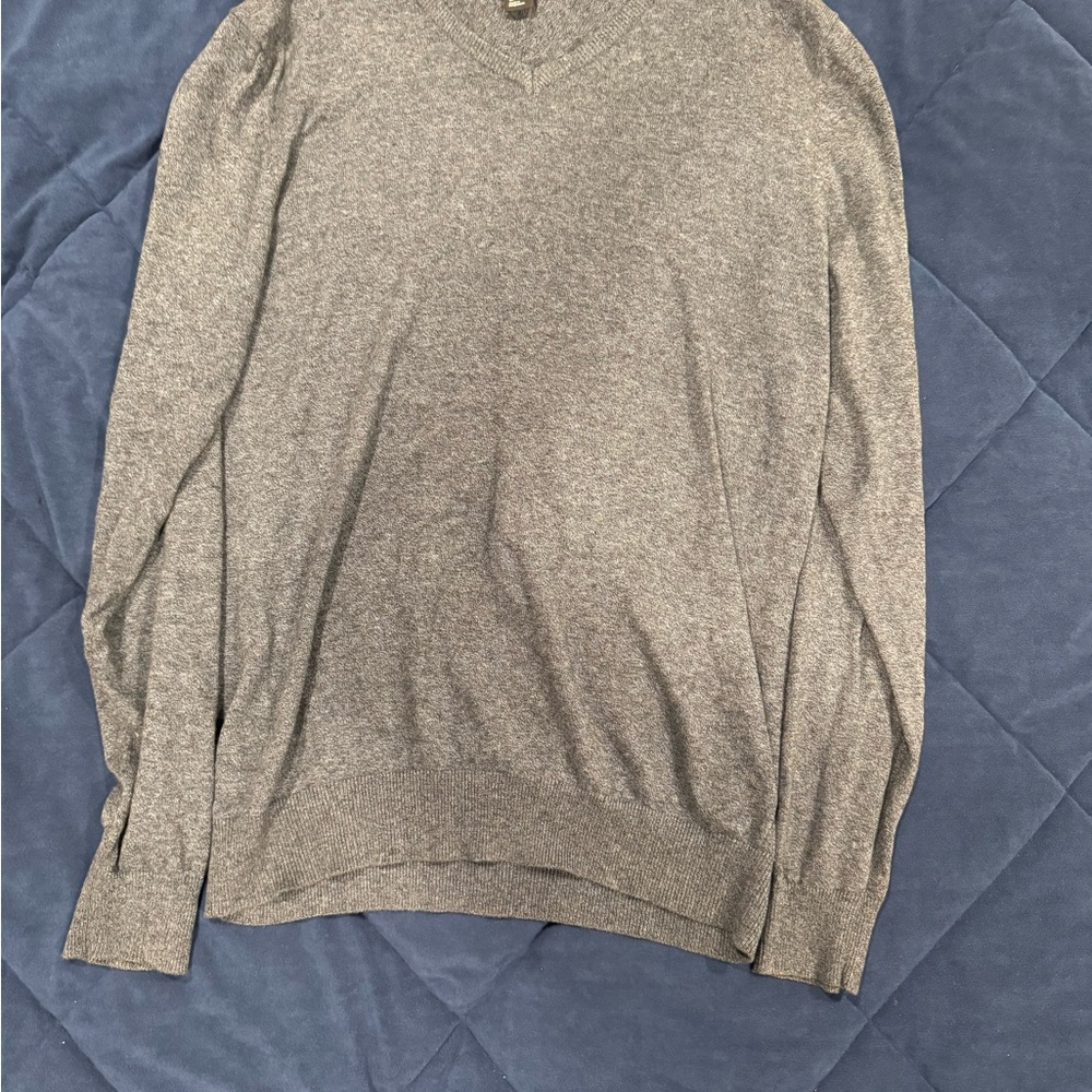 Men's Gray H&M V-Neck Sweater